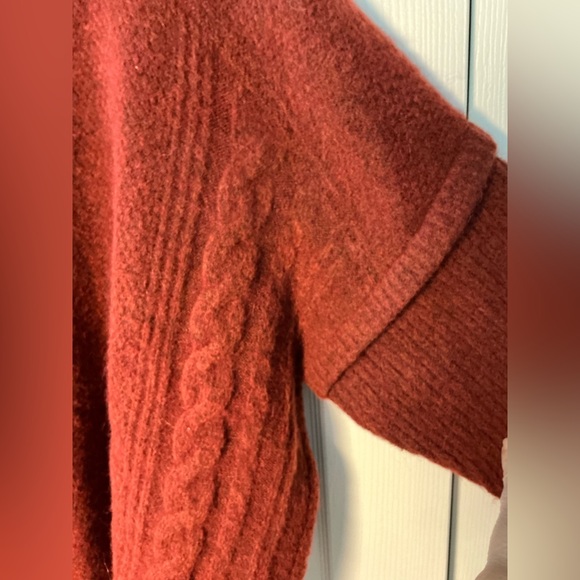 Madewell drop shoulder rust crewneck sweater - Picture 3 of 6
